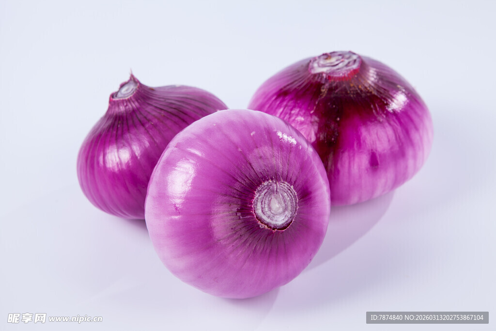 新鲜紫皮洋葱特写