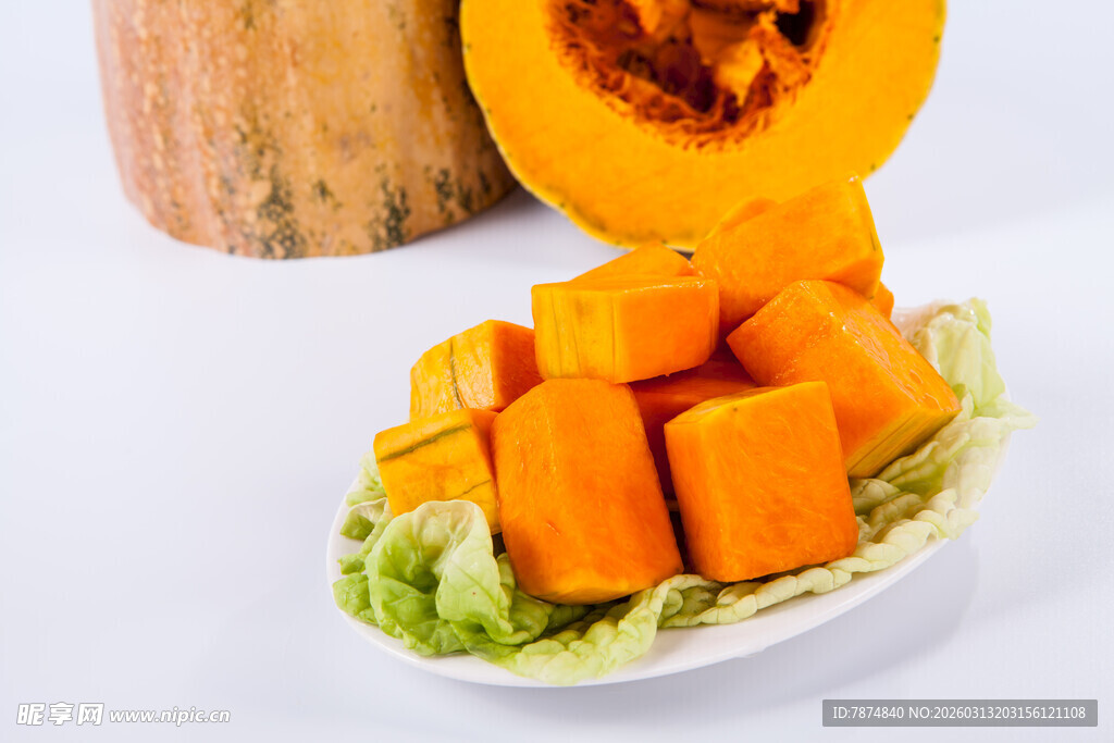 新鲜切块南瓜摆盘展示