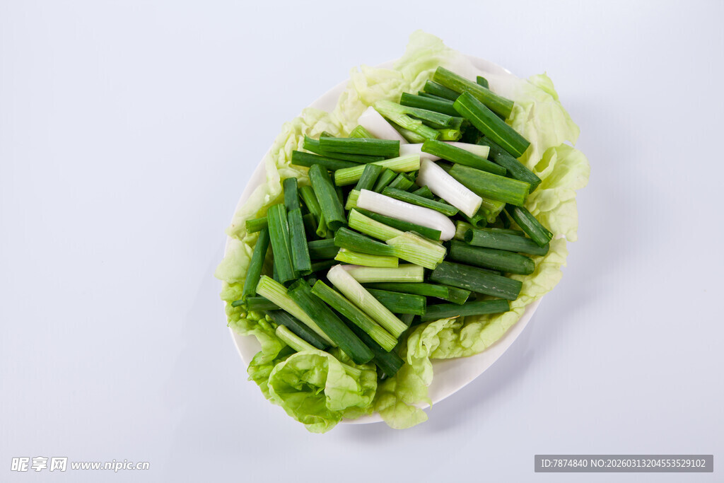 盘中鲜葱 翠绿诱人