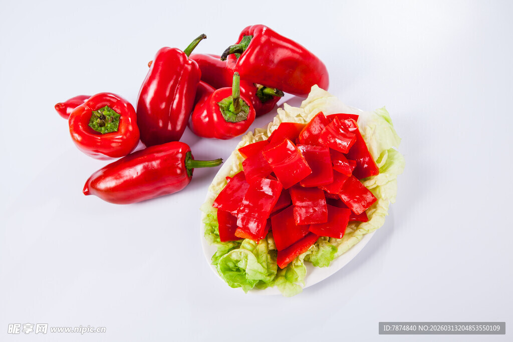 新鲜红辣椒 色泽诱人