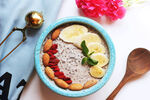美味水果燕麦早餐碗