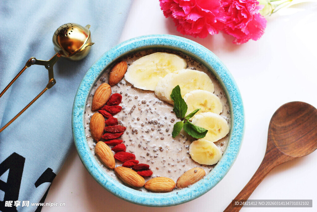 美味水果燕麦早餐碗