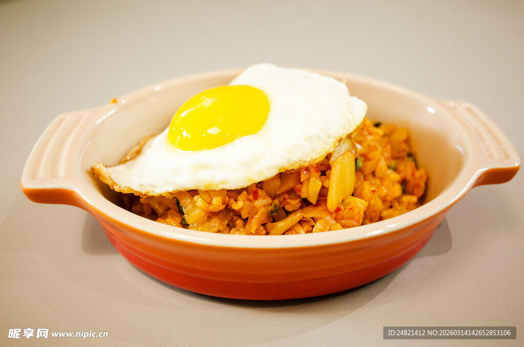 蛋香四溢的美味炒饭