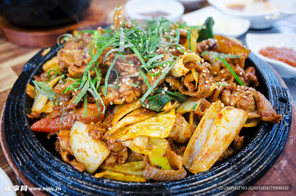 铁板风味炒杂蔬烤肉