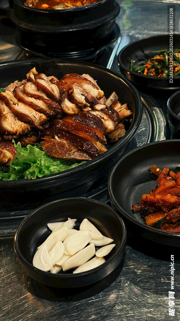 美味韩式烤肉拼盘