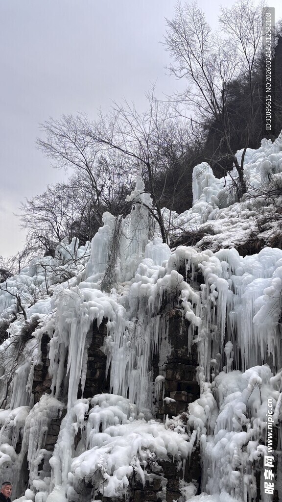 云台山冰挂