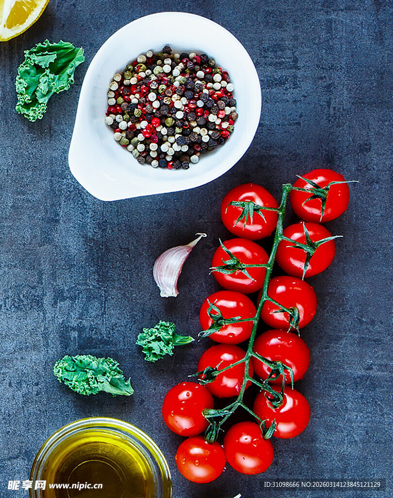 番茄与调料组合