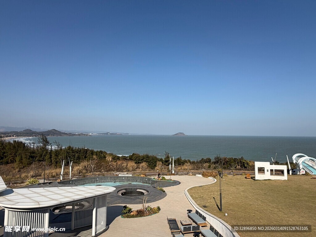 海边度假营地全景风光