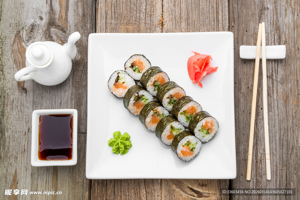 美味寿司拼盘展示