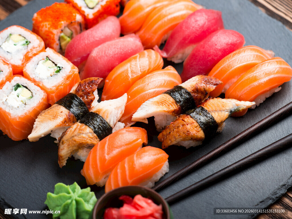 美味多样的寿司拼盘