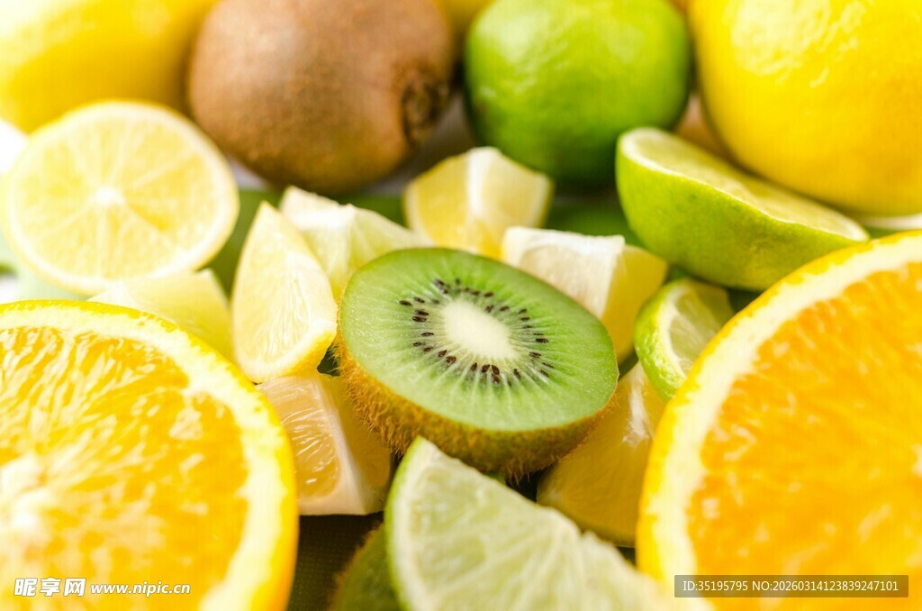 多彩新鲜水果切片组合