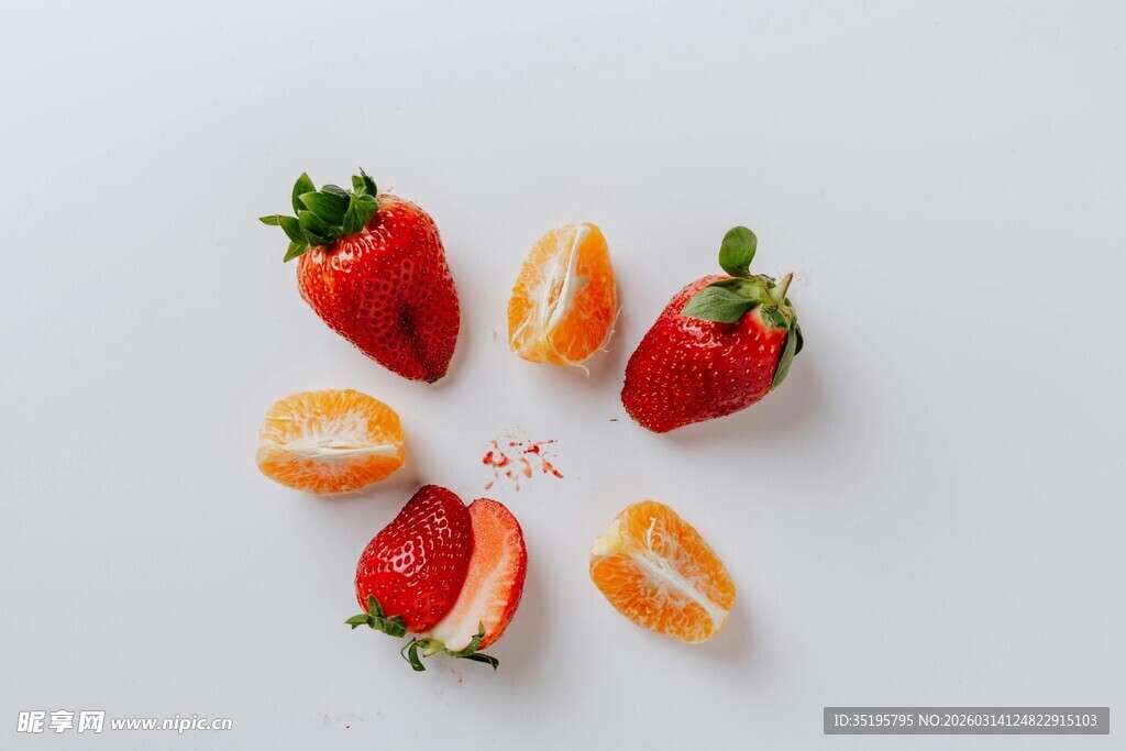 草莓与橙子的清新组合