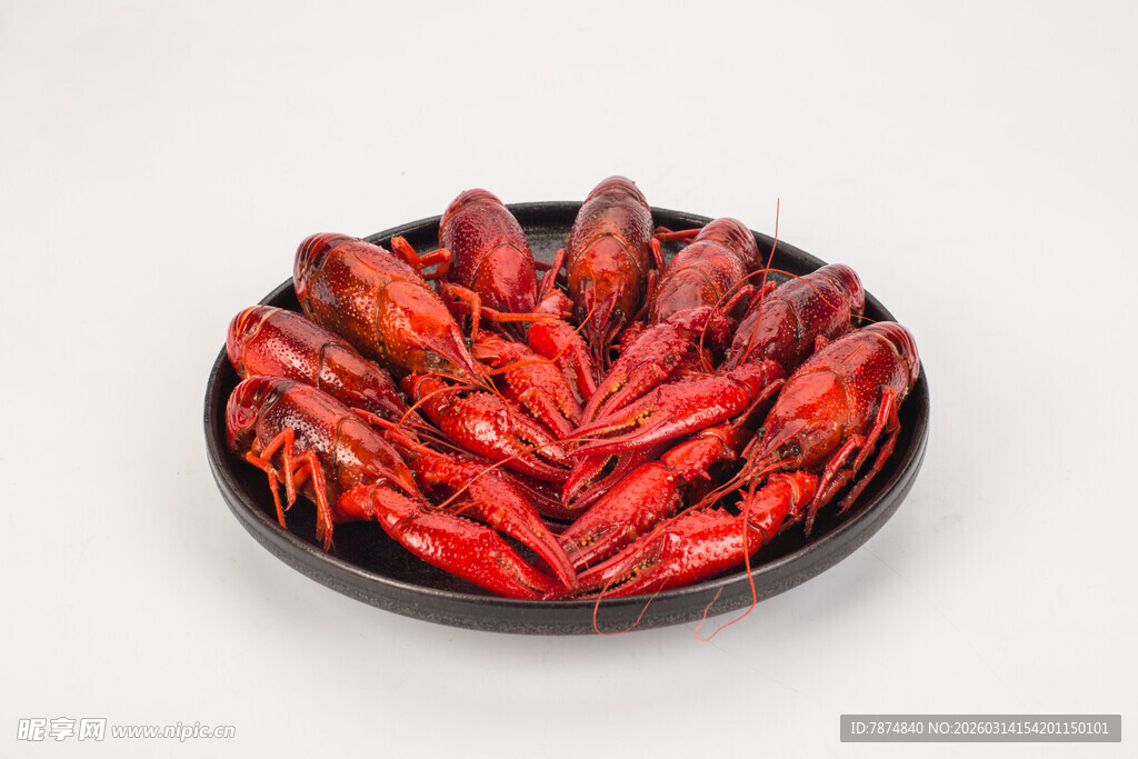一盘美味小龙虾