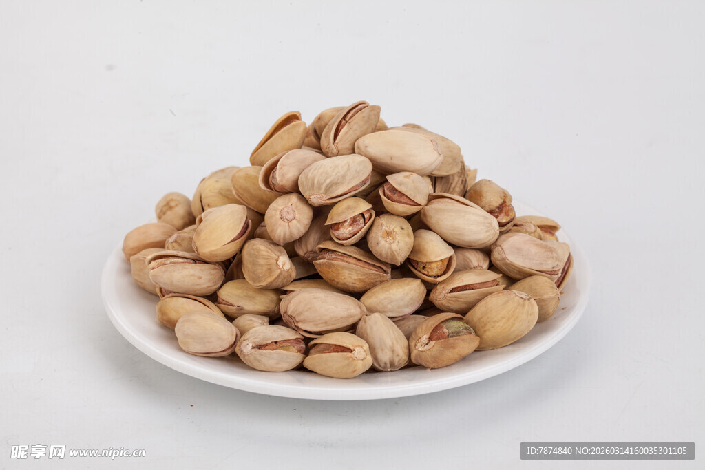 一盘美味开心果