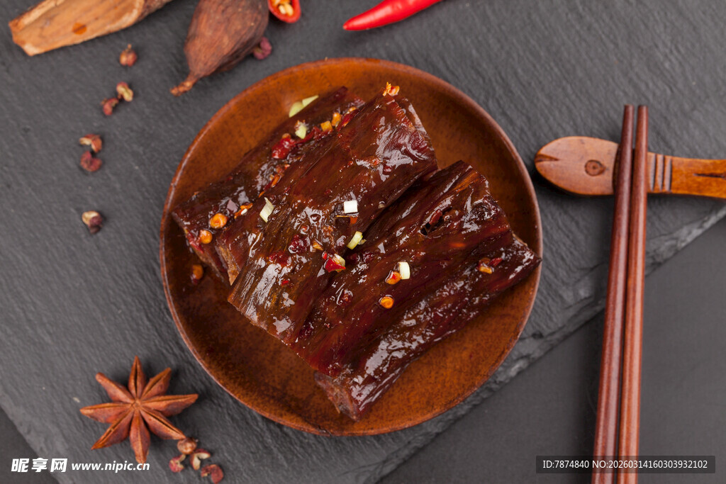 香辣卤味鸭货 诱人美味