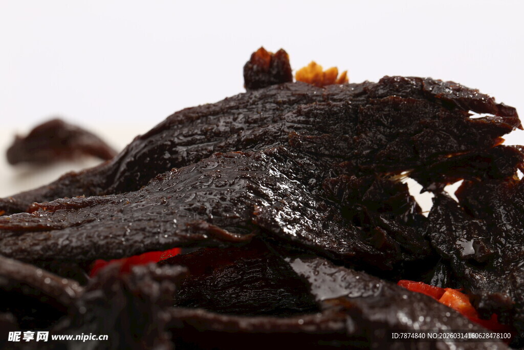 美味卤制鸭脖特写