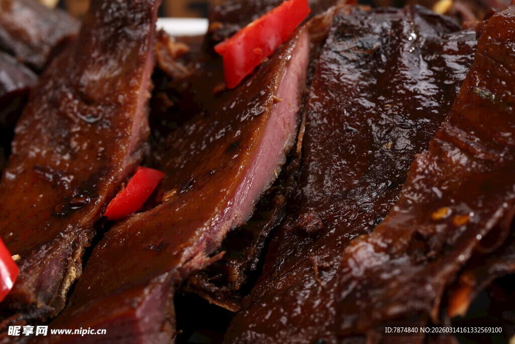 美味酱卤牛肉色泽诱人