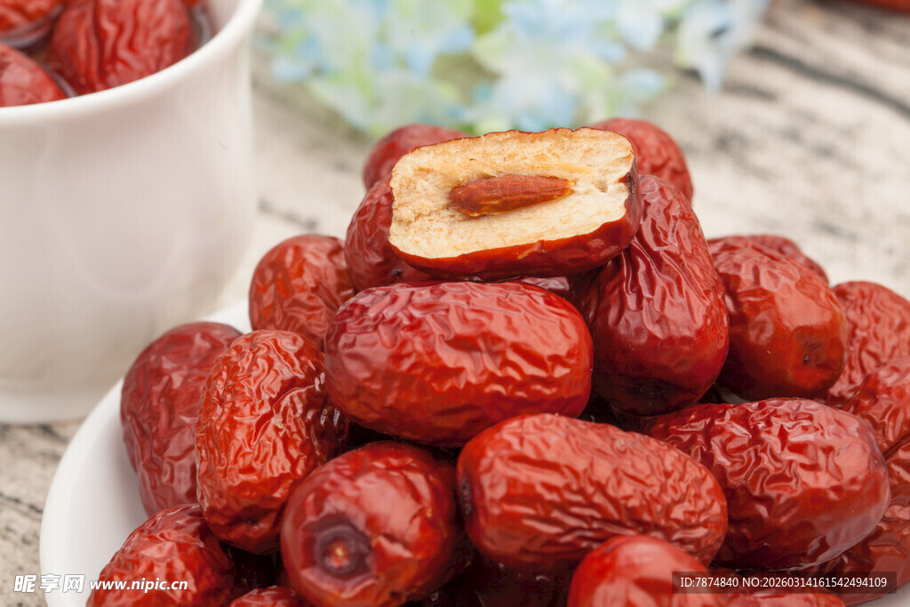 饱满红枣 甜蜜滋味诱人