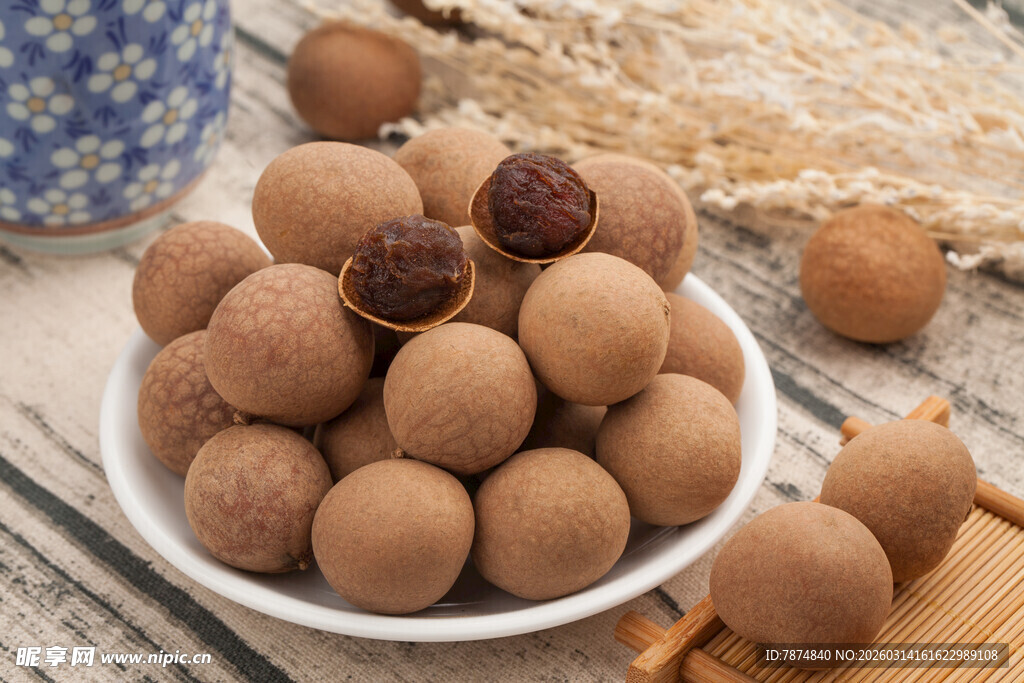 碗中龙眼 饱满诱人