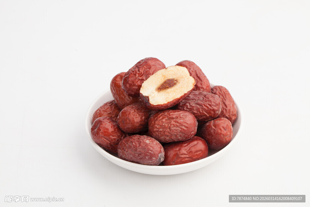 碗中鲜枣 色泽诱人