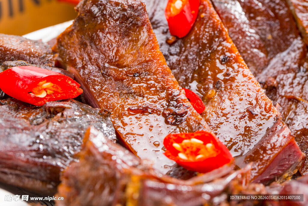 香辣诱人的美味卤牛肉