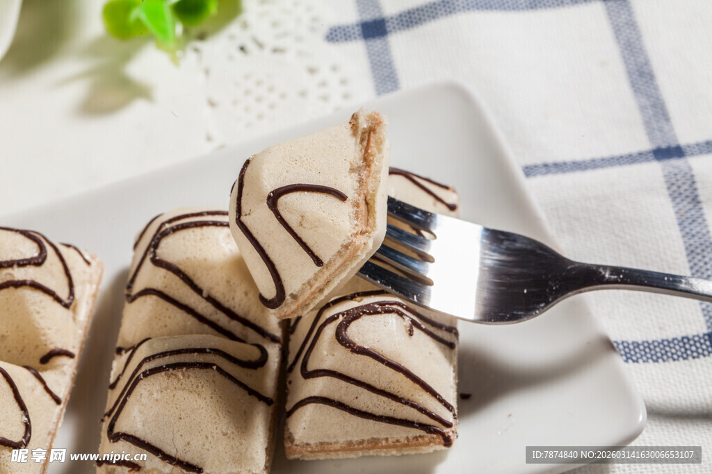 巧克力酱香蕉薄饼