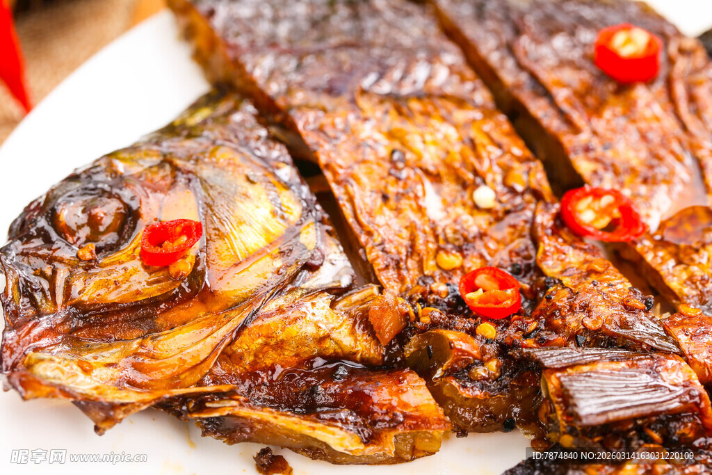 香辣美味酱烧鱼