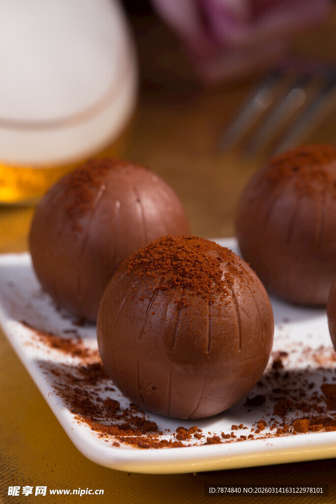 美味巧克力松露球