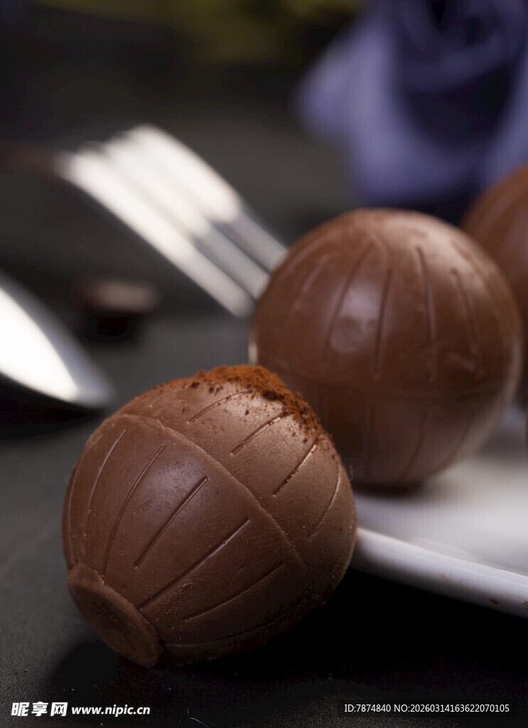 美味巧克力球