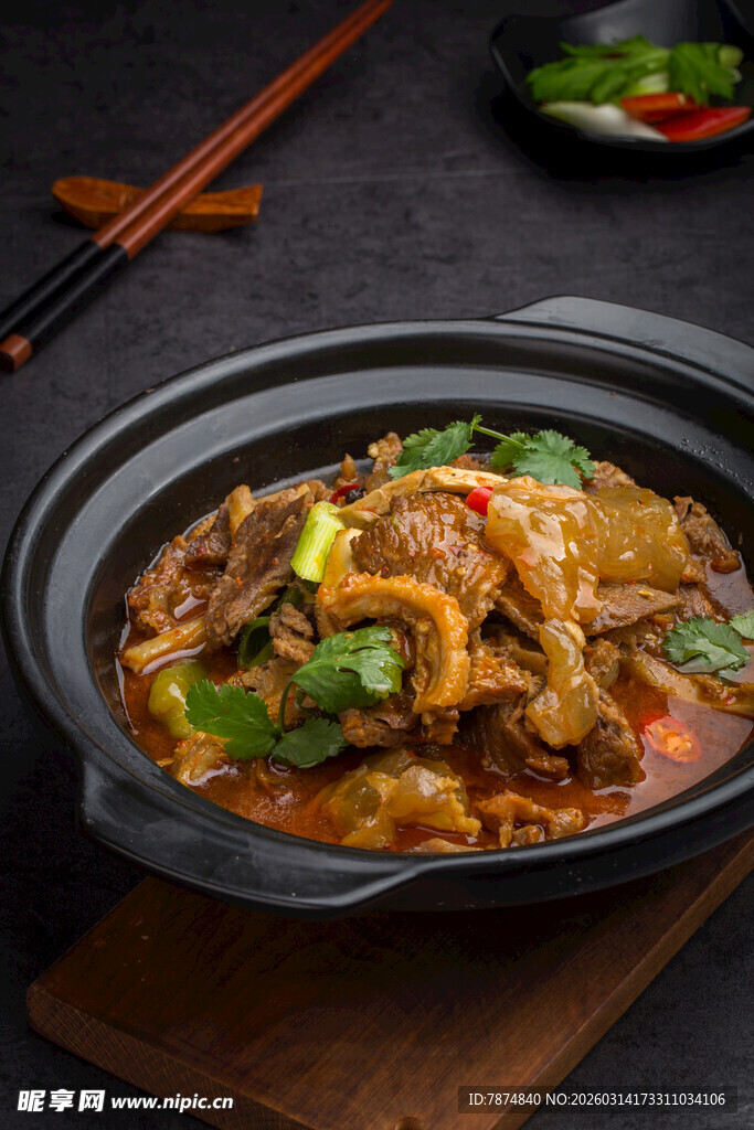 美味砂锅牛杂