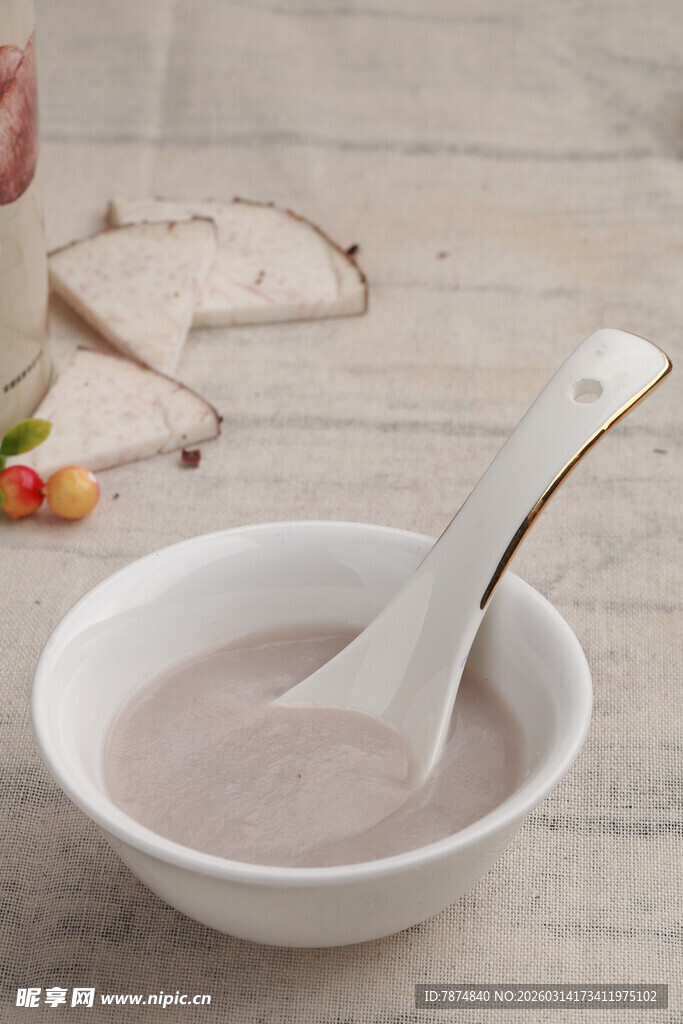 一碗美味的糊状食品