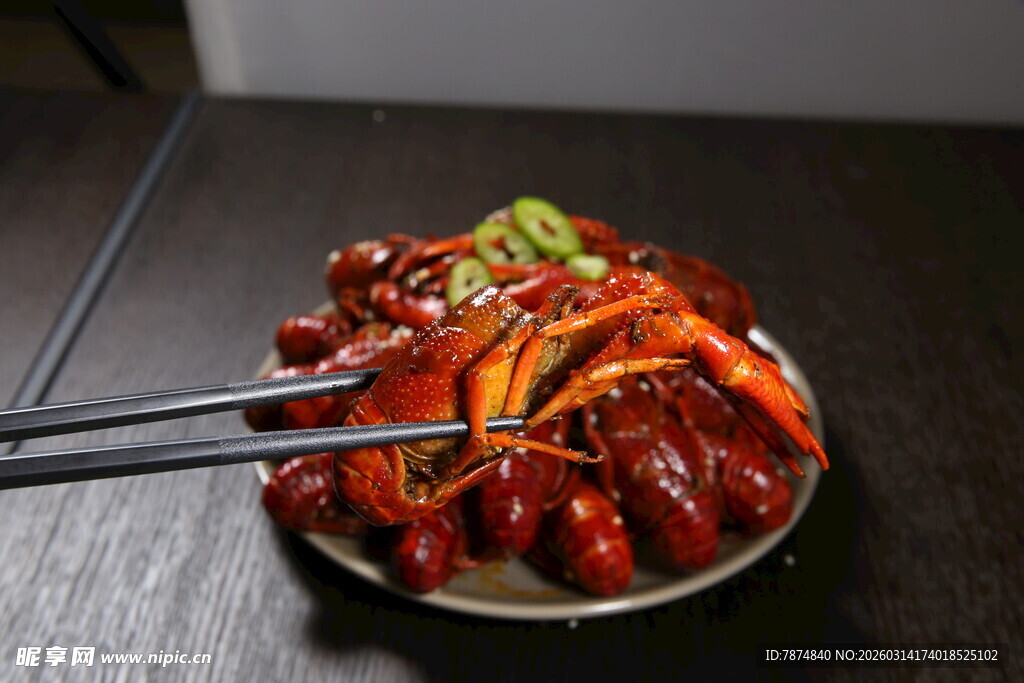 美味香辣小龙虾