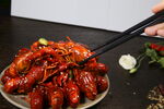 美味小龙虾 筷子夹起瞬间