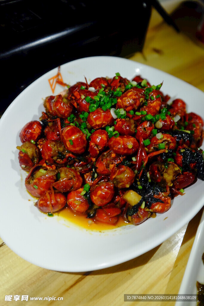 美味香辣小龙虾