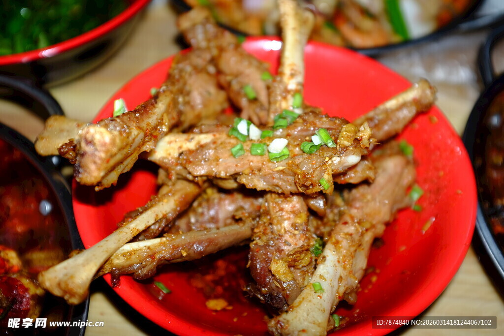 香辣美味羊排骨