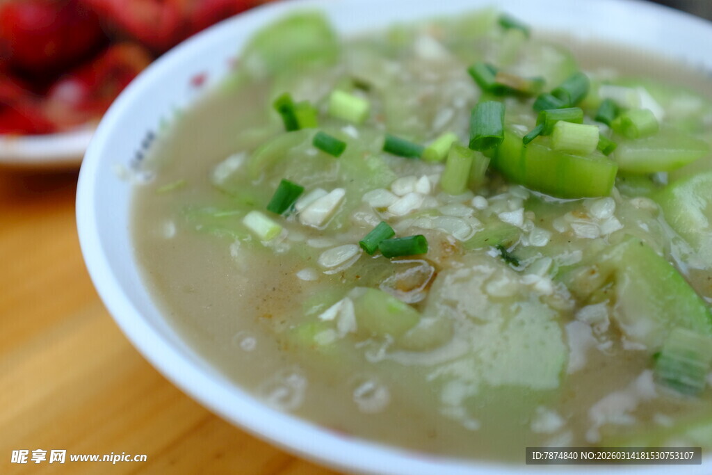 清爽可口的黄瓜羹