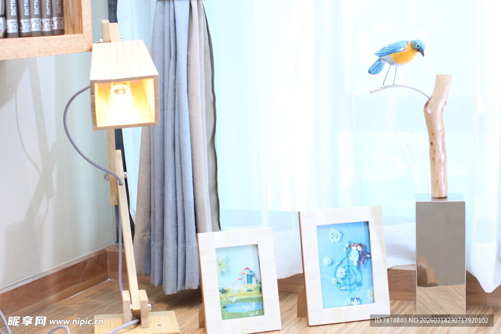 温馨室内角落装饰摆件