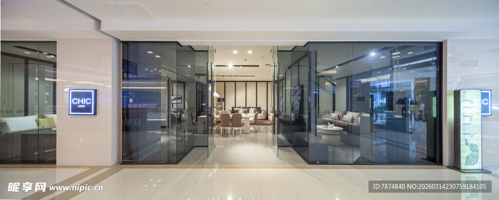 现代玻璃办公空间入口