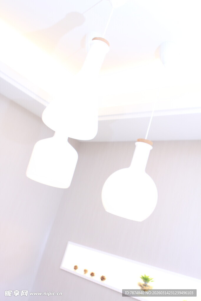 简约白色吊灯室内装饰