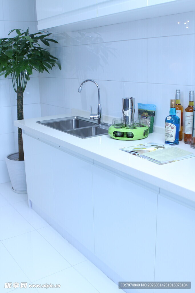 现代简约风厨房一角