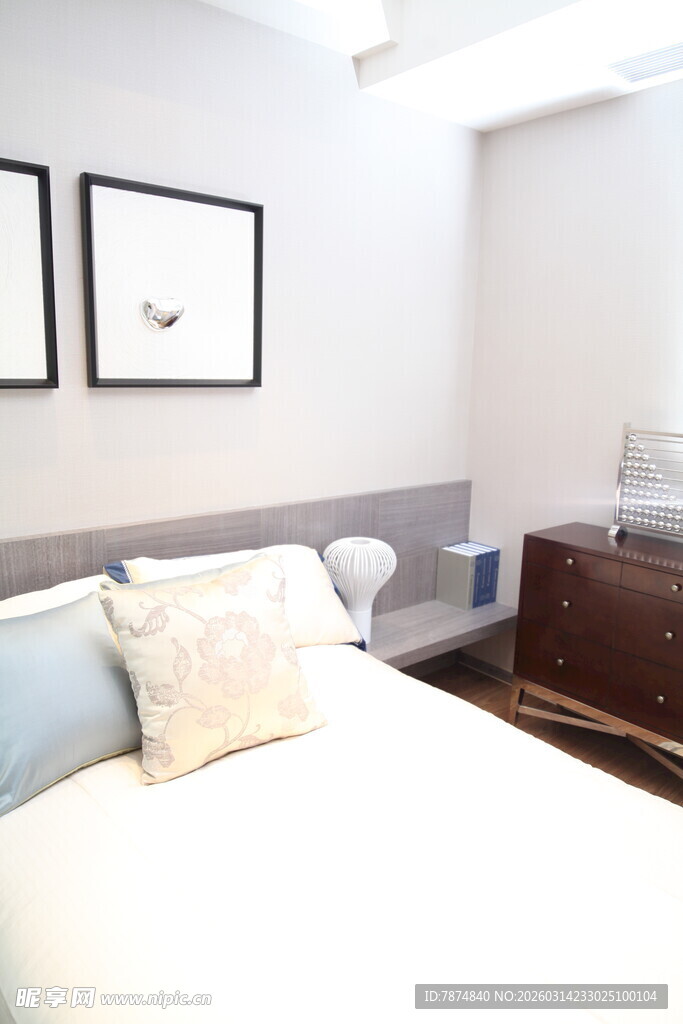 简约现代风卧室温馨场景