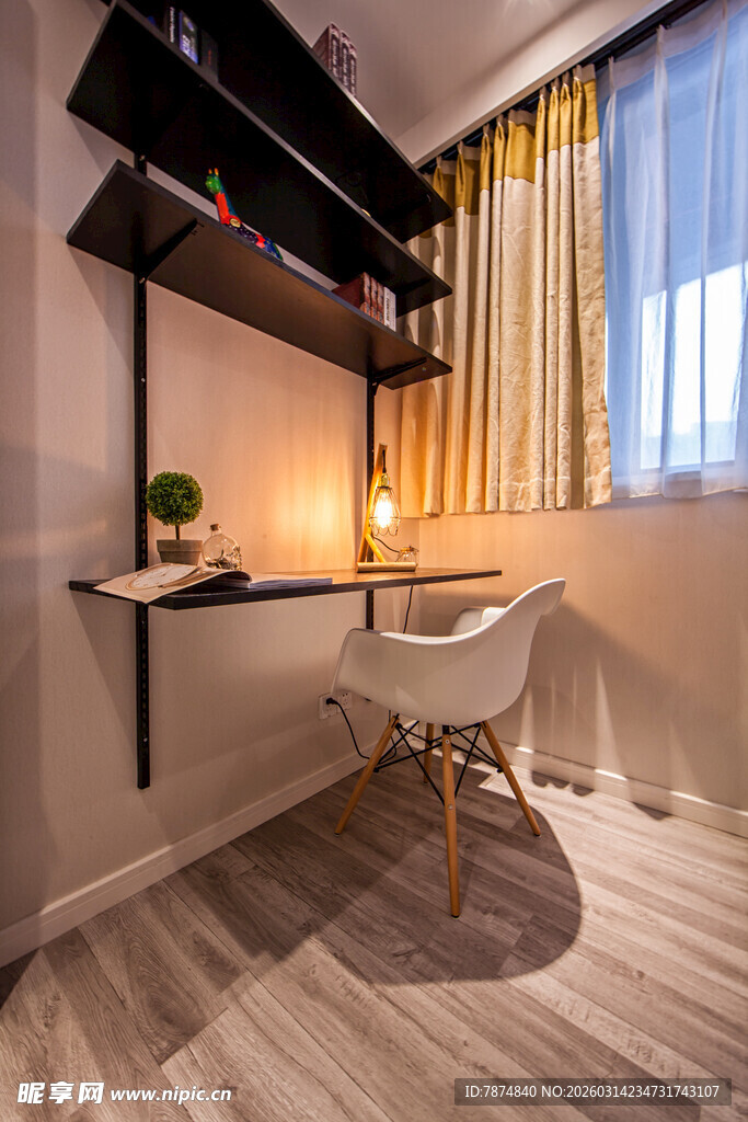 现代简约风书房角落