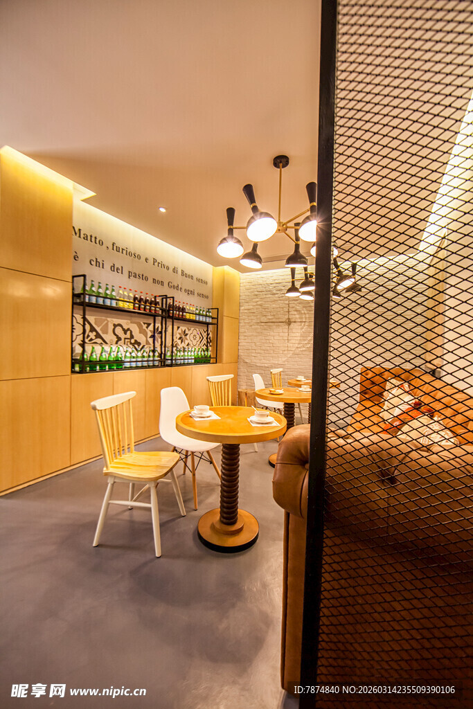 现代简约风餐厅室内场景