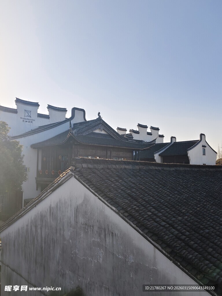 江南屋顶风光