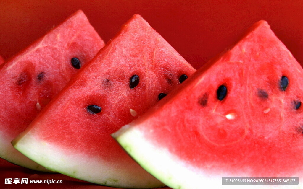 新鲜切块西瓜诱人呈现