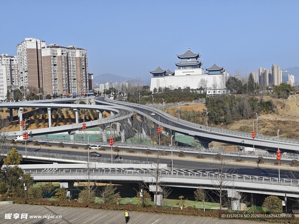 城市多层立交桥交通景观