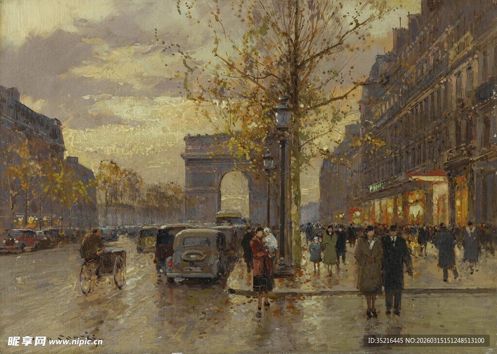 城市街头雨后的行人景象