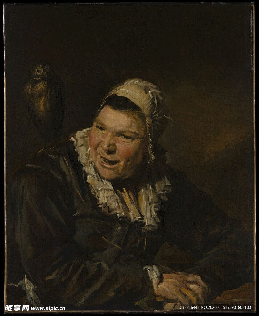 戴头巾欢笑的老妇人