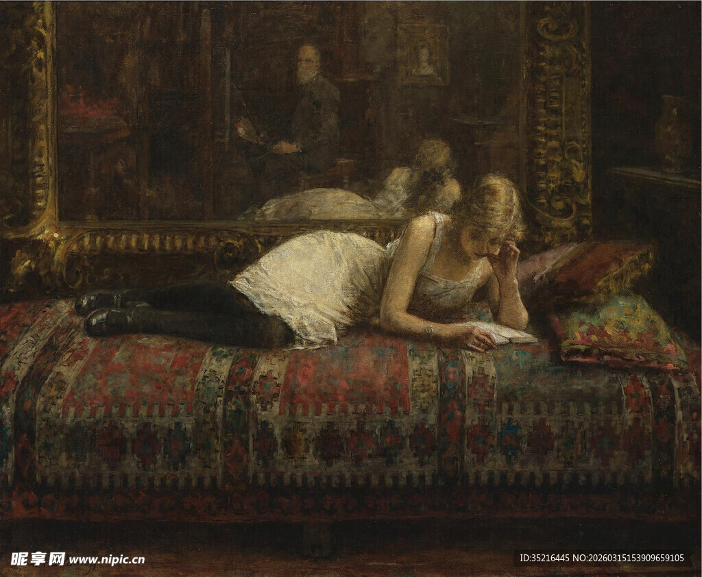 古典卧榻上的优雅女子