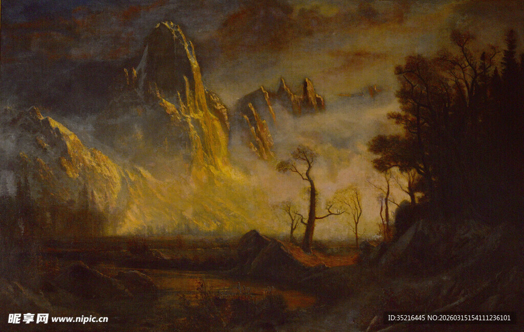 黄昏下的奇幻天空景象